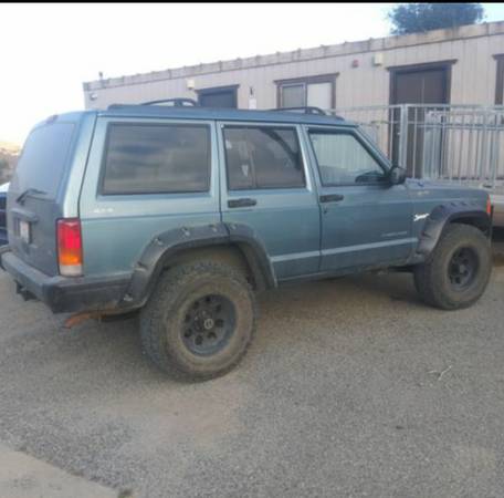 98 jeep Cherokee XJ 4.0 5 speed for sale in Salinas, CA – photo 3