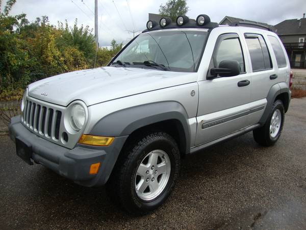 2005 Jeep Liberty 4X4 Diesel (1 Owner/Low Miles) for sale in Arlington Heights, IL