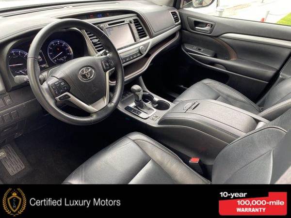 2018 Toyota Highlander XLE - - by dealer - vehicle for sale in Great Neck, NY – photo 7