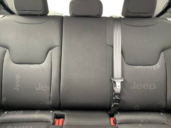 2017 Jeep Renegade 4WD 4D Sport Utility/SUV Sport for sale in Saint Albans, WV – photo 22