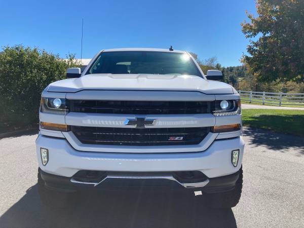 2017 Chevrolet 1500 Z71 473 Actual Miles! - - by for sale in Boone, NC – photo 5