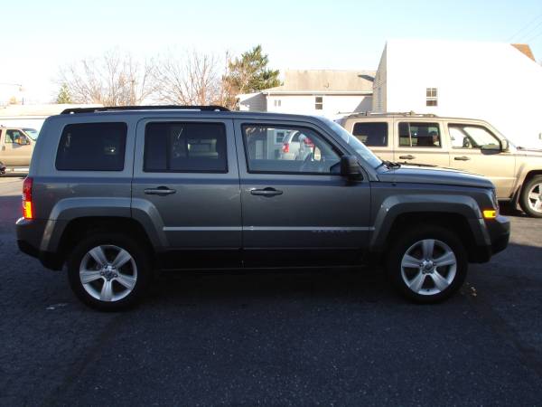 2013 Jeep Patriot Latitude 4X4 - - by dealer - vehicle for sale in New Cumberland, PA – photo 7