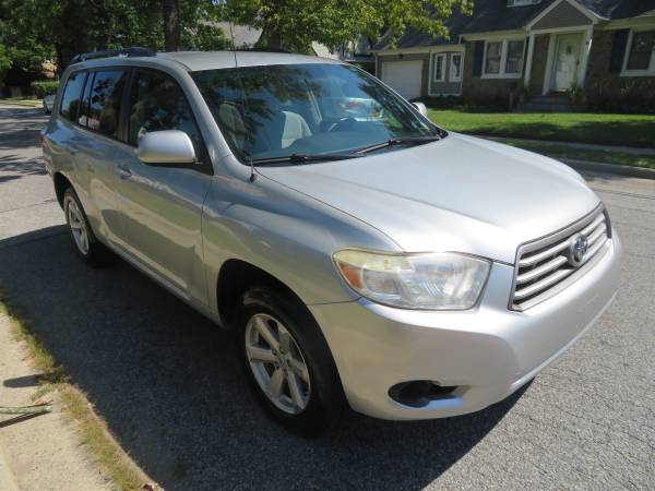 2010 Toyota Highlander 106K 4WD 3RD ROW ROOF RACK RUNS MINT for sale in Baldwin, NY – photo 3