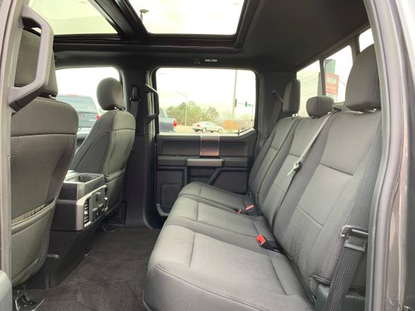 2019 Ford F-150 XLT Crew Cab 4WD - Panoramic sunroof - 10,000 miles!... for sale in Oak Forest, IL – photo 19
