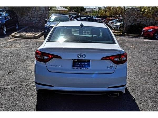 2017 Hyundai Sonata Base sedan Quartz White Pearl for sale in El Paso, TX – photo 4