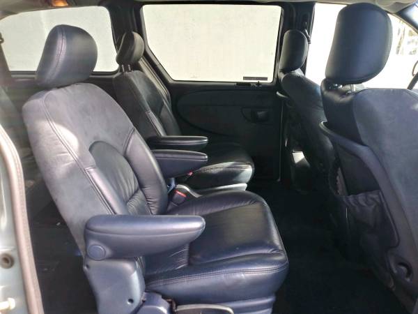 2001 Chrysler Town & Country Limited**$1595**3rd Row** for sale in Detroit, MI – photo 7