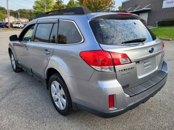 2011 Subaru Outback - - by dealer - vehicle automotive for sale in Austintown, OH – photo 3