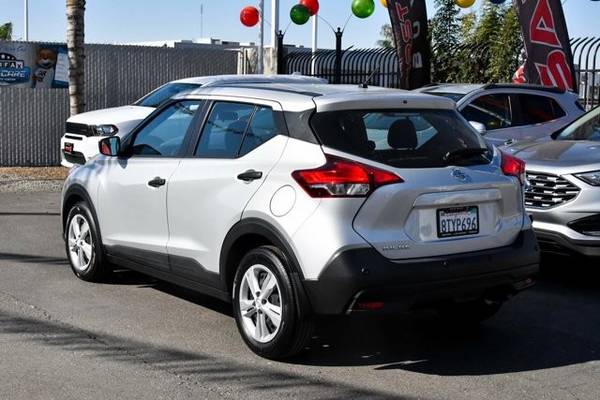 2020 Nissan Kicks S SUV - - by dealer - vehicle for sale in Los Banos, CA – photo 5