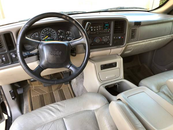 2001 Chevy Suburban LS One Owner (Must Sell Today) for sale in Anaheim, CA – photo 7