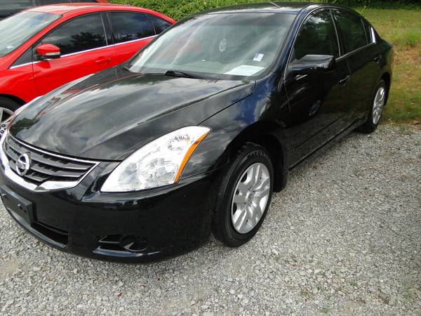 10 Nissan Altima with low miles! for sale in Maryville, TN – photo 2