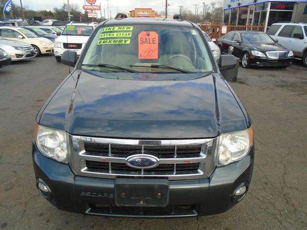 2008 Ford Escape XLT AWD 4dr SUV V6 - BEST CASH PRICES AROUND! for sale in Detroit, MI – photo 3