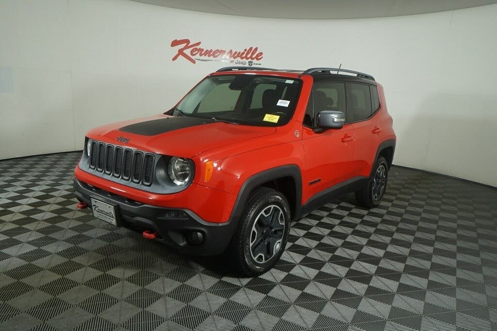 2015 Jeep Renegade Trailhawk 4WD for sale in KERNERSVILLE, NC – photo 3