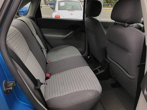 2007 Ford Focus ZX4 SE *Low Miles*Clean*Commuter* for sale in Renton, WA – photo 13