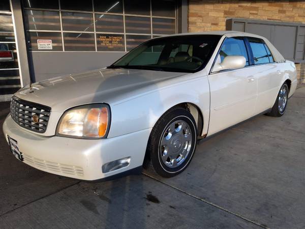 2002 CADILLAC DEVILLE - - by dealer - vehicle for sale in milwaukee, WI – photo 2