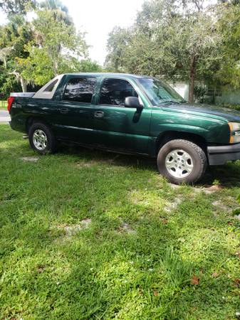 2004 Chevy Avalanche for sale in Melbourne , FL