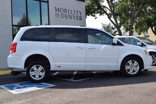 2018 *Dodge* *Grand Caravan* *SXT Wagon* WHITE for sale in Denver , CO – photo 4