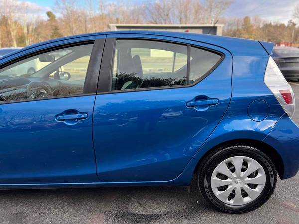 2014 Toyota Prius c One 50mpg 129000 miles bluetooth cd - cars & for sale in Walpole, RI – photo 4