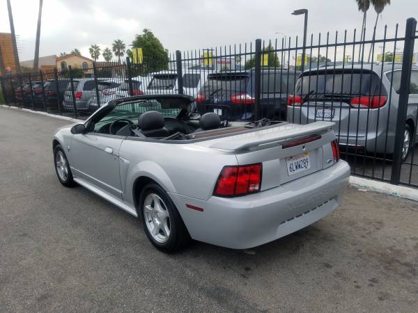 One owner 2004 Ford Mustang Convertible for sale in Torrance, CA – photo 5