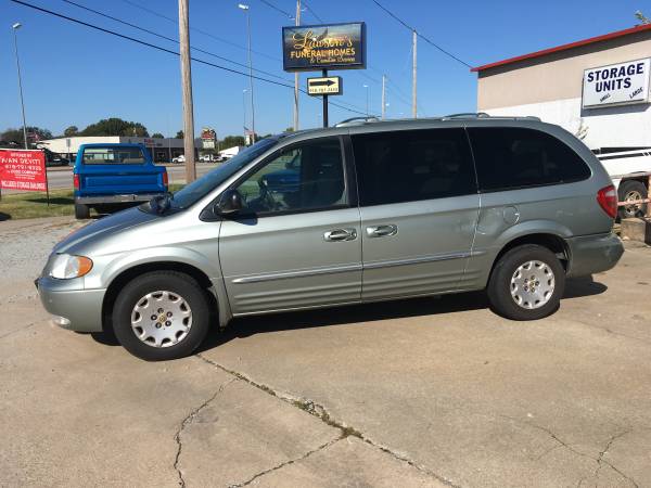 2003 Chrysler Town & Country for sale in Grove, MO – photo 4