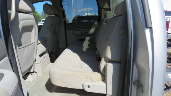 2011 Chevrolet Silverado 2500 4X4 CREW 8FT CHASSIS 6.0 AUTO for sale in Cynthiana, KY – photo 10