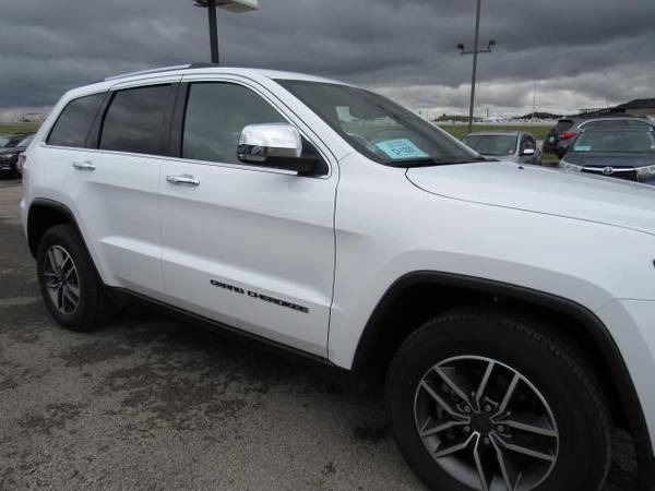 2020 JEEP GRAND CHEROKEE LIMITED PACKAGE - - by dealer for sale in Spearfish, SD – photo 4