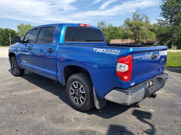 2017 Toyota Tundra CrewMax 4WD SR5 Pickup 4D 5 1/2 ft Trades Welcome F for sale in Harrisonville, MO – photo 14