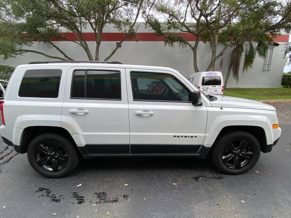 2015 JEEP PATRIOT CLEAN TITLE NEW TIRES WEEKEND SPECIAL PRICE !!! -... for sale in Fort Lauderdale, FL – photo 2