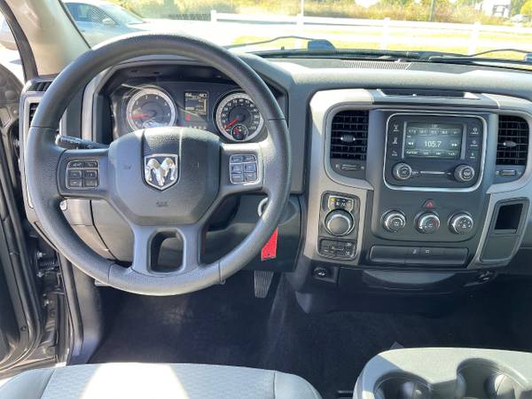 2015 RAM 1500 4WD Crew Cab 140 5 Express - - by dealer for sale in NICHOLASVILLE, KY – photo 5