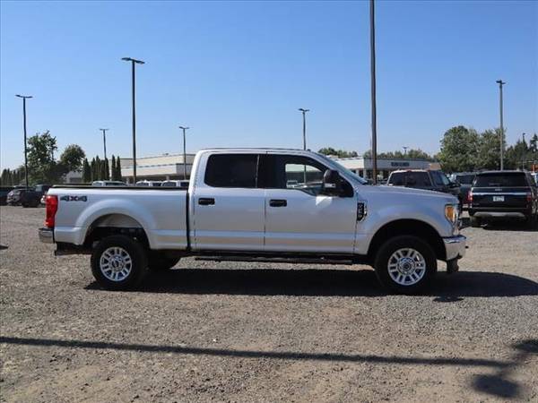 2017 Ford F-250SD XLT - - by dealer - vehicle for sale in Newberg, OR – photo 8