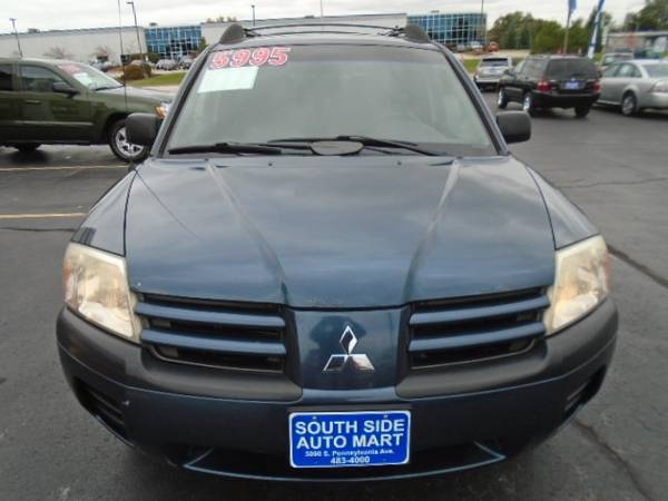 2005 Mitsubishi Endeavor LS FWD for sale in Cudahy, WI – photo 4