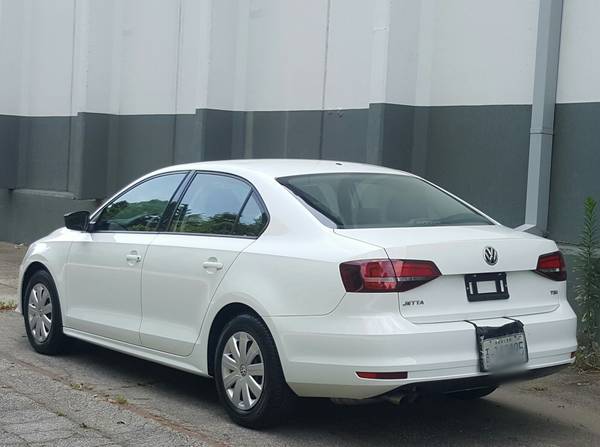 Pure White 2016 VW Jetta S/86K/5 Speed/35 MPGs - cars & for sale in Raleigh, NC – photo 3