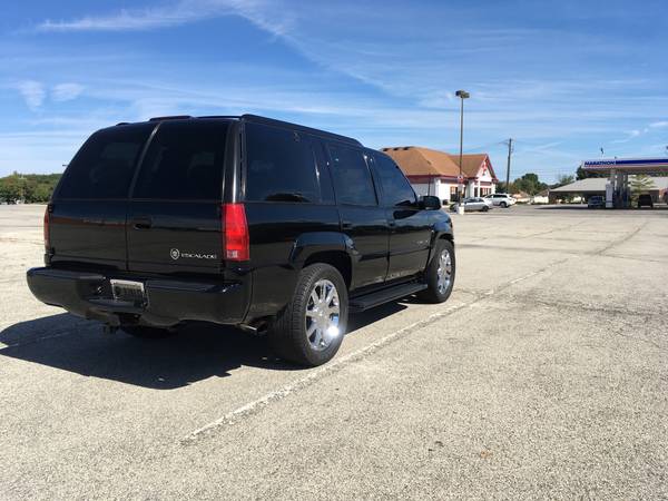 2000 Cadillac Escalade - Excellent Show Condition Truck - 1 Owner for sale in Fishers, IN – photo 4