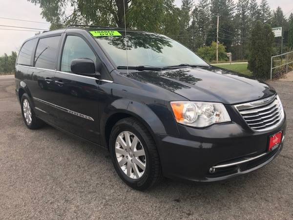 2013 Chrysler Town & Country Touring for sale in Spencerport, NY