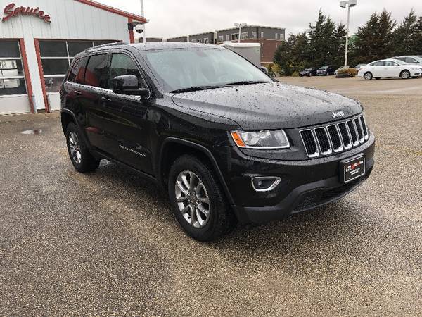 2014 Jeep Grand Cherokee Laredo 4WD - cars & trucks - by dealer -... for sale in Middleton, WI – photo 3
