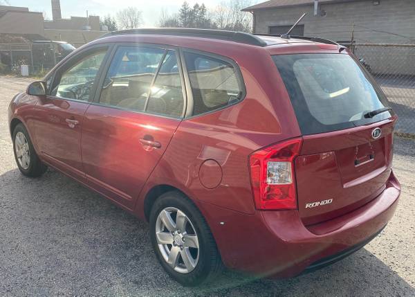 2008 Kia Rondo Wagon LX V6 Clean - cars & trucks - by dealer -... for sale in WEBSTER, NY – photo 6