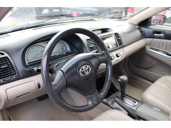 2004 Toyota Camry 4dr Sdn LE Manual - - by dealer for sale in Albany, OR – photo 5