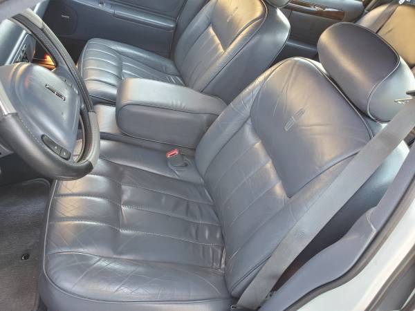 1998 Lincoln Town car Executive Model with very low miles @ (84,000)... for sale in Fort Myers, FL – photo 13