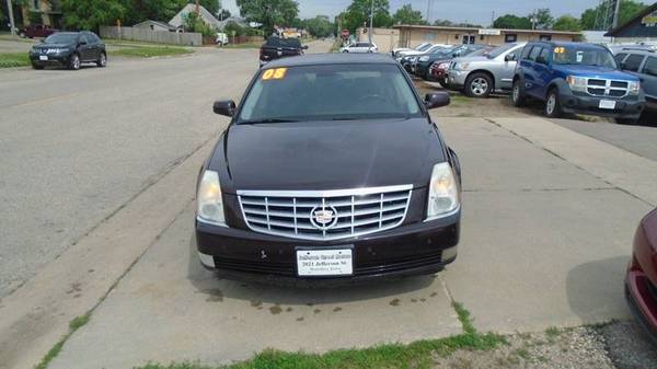 08 dts cadillac 127,000 miles $3999 **Call Us Today For Details** for sale in Waterloo, IA – photo 2
