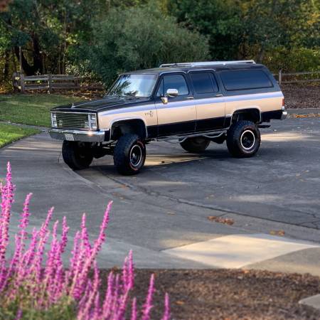 1988 Chevy Suburban. New motor, smogged - cars & trucks - by owner -... for sale in Santa Rosa, CA – photo 6