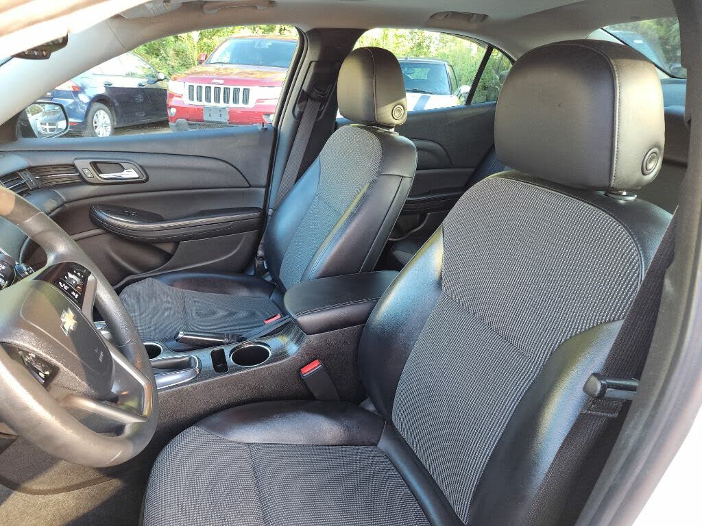 2014 Chevrolet Malibu 1LT FWD for sale in Winston Salem, NC – photo 9