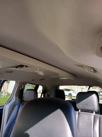 Chrysler Town and country for sale in Modesto, CA – photo 13