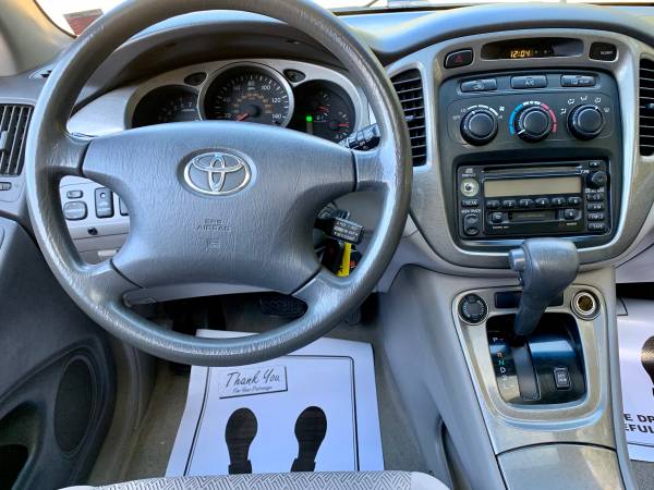 4WD TOYOTA HIGHLANDER for sale in Farmingville, NY – photo 13
