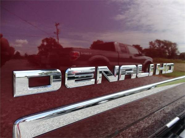 2014 GMC SIERRA 2500 DENALI, Maroon APPLY ONLINE-> BROOKBANKAUTO.COM!! for sale in Summerfield, TN – photo 21