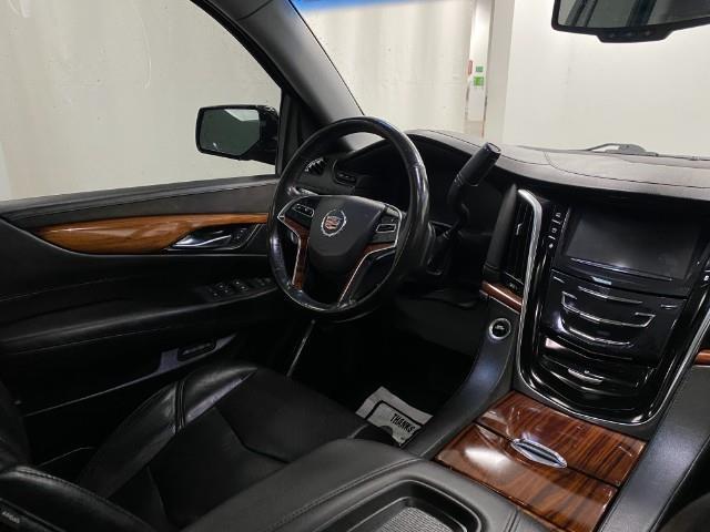 2015 Cadillac Escalade Luxury for sale in Appleton, WI – photo 5