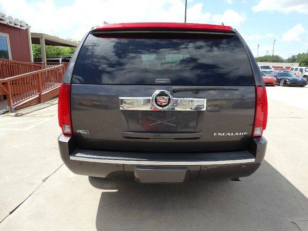 2010 Cadillac Escalade 2WD 4dr Premium - We Finance as low as $299 for sale in Houston, TX – photo 17