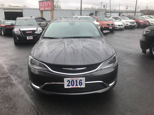 2016 Chrysler 200 Limited for sale in Rome, NY – photo 4