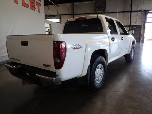 2005 GMC Canyon 4dr Crew Cab Z71 SLE 4WD SB, White for sale in Gretna, IA – photo 8