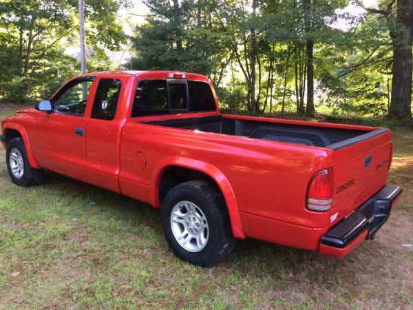 2004 DODGE DAKOTA EXTRA CAB "2WD" **LIKE NEW ** IN A CLASS BY ITSELF** for sale in Belchertown, MA – photo 3
