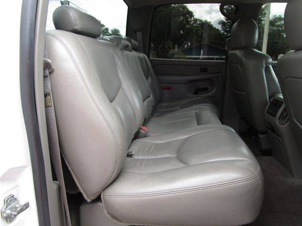 2005 Chevrolet Chevy Silverado 2500HD LT Crew Cab Short Bed 4WD BU for sale in TAMPA, FL – photo 9