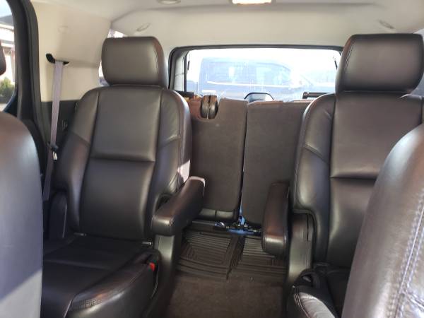 2011 Cadillac Escalade for sale in Vancouver, OR – photo 9